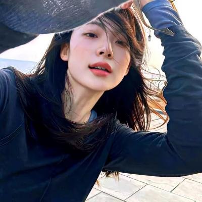 关于艾玛 封面